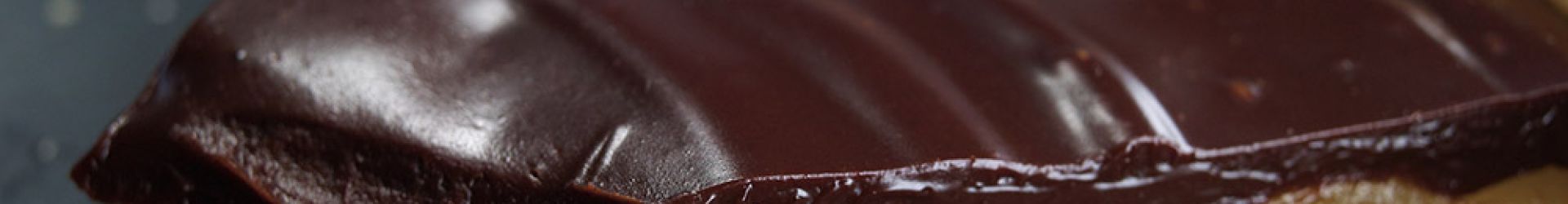 TARTE A LA GANACHE AU CHOCOLAT ET POIRE