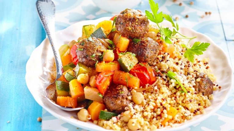 Média réf. 333 (1/1): Couscous méditerranéen et ses boulettes de bœuf maison